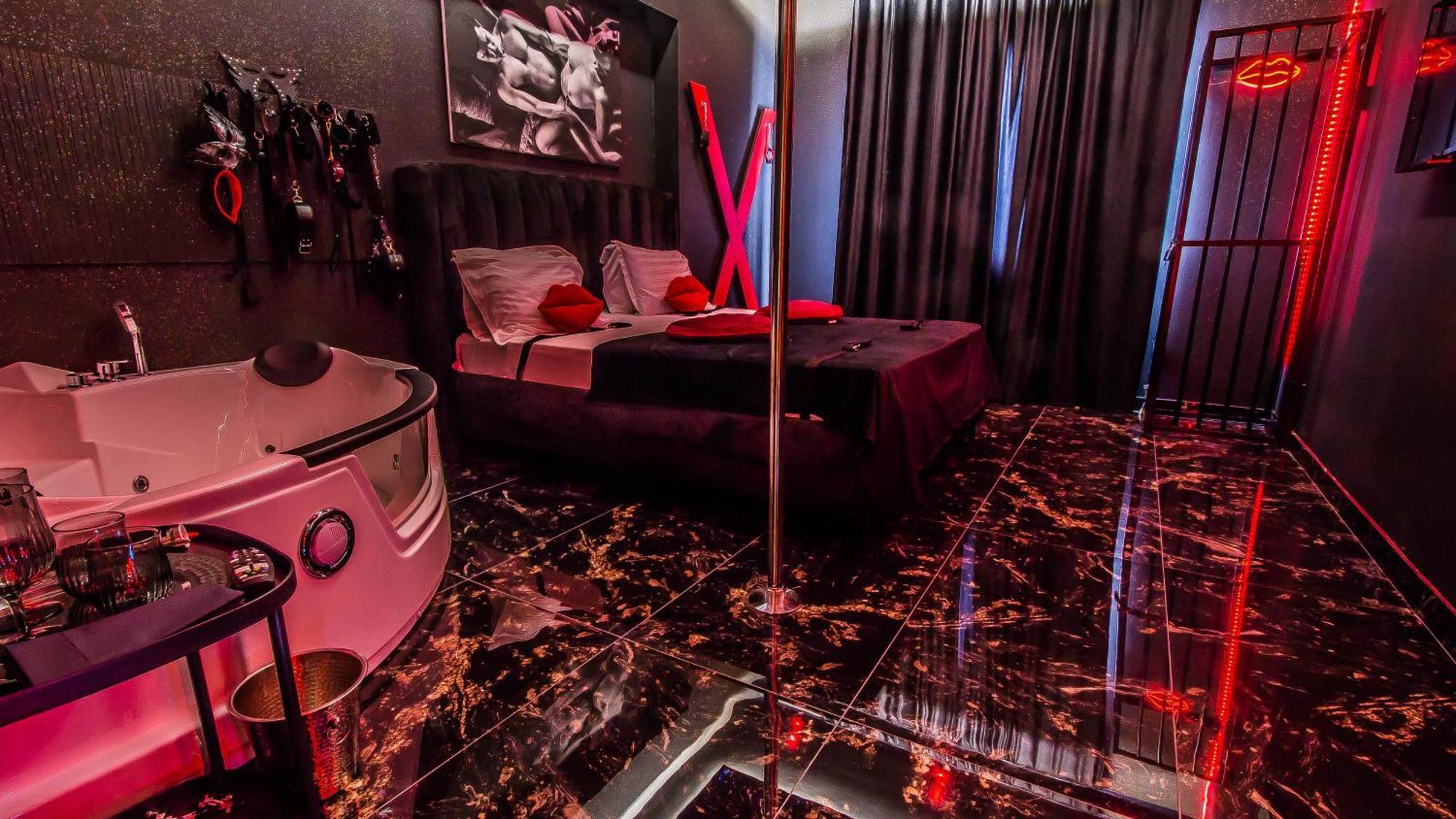 Romeo Nights - Love Rooms - Adults Only بوخارست المظهر الخارجي الصورة
