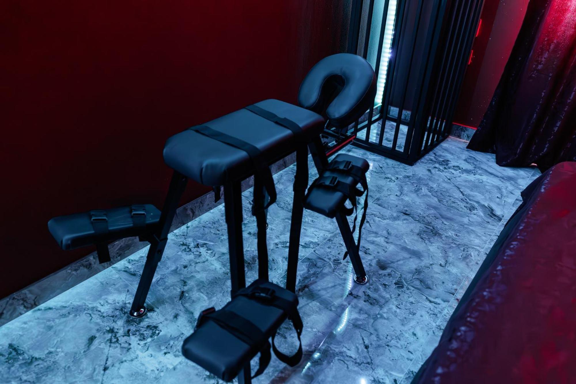 Romeo Nights - Love Rooms - Adults Only بوخارست المظهر الخارجي الصورة